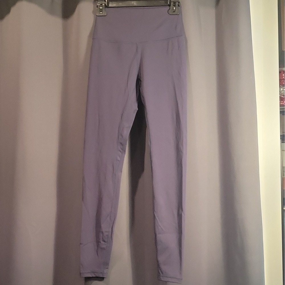 Born Primitive Women's Heather Grey Ankle Leggings Size L Stretch Yoga Gym Logo